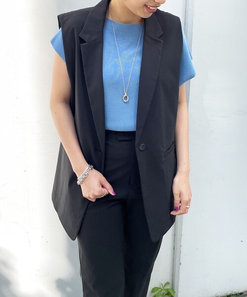 OPAQUE.CLIP（オペークドットクリップ）の「◆ウーリッシュトロピカル テーラードジレ【WEB限定カラー】（ベスト・レディース・ブラック/ライトベージュ/ブルー系7・00）」の2枚目の写真