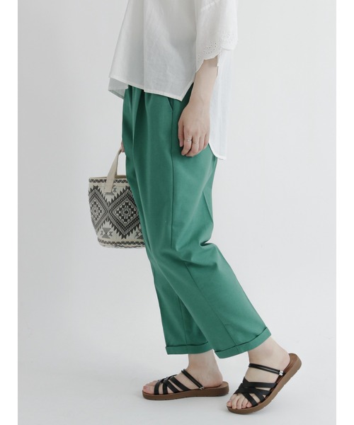 Samansa Mos2 blue（サマンサモスモスブルー）の「クロップドテーパードパンツ（その他パンツ・レディース・グリーン/ベージュ/ライトベージュ・ﾌﾘ-）」の11枚目の写真