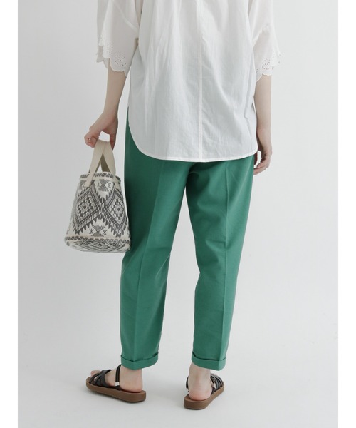 Samansa Mos2 blue（サマンサモスモスブルー）の「クロップドテーパードパンツ（その他パンツ・レディース・グリーン/ベージュ/ライトベージュ・ﾌﾘ-）」の12枚目の写真