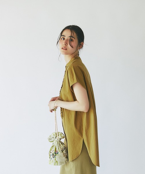 un dix cors(アンディコール)の「コーデの主役に ジャガード刺繍バッグ(ショルダーバッグ・レディース・ゴールド/グリーン・FREE)」の13枚目の写真