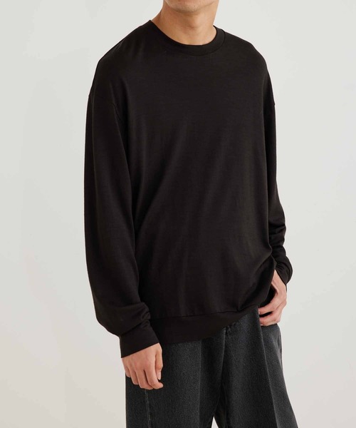 ADAM ET ROPE'(アダムエロペ)の「ウール天竺 クルーネック プルオーバー/イージーケア(ニット/セーター・メンズ・スミクロ/ブルー系その他4/オレンジ/ピンク系その他2/ブルー系その他5・L/M)」の2枚目の写真