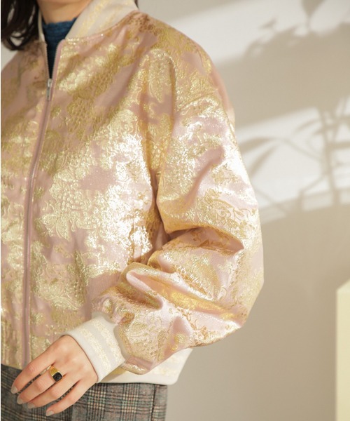 OKIRAKU(オキラク)の「(OKIRAKU×ROSE BUD)ライン リブ シャイニーブルゾン(ブルゾン・レディース・ブラック/ピンク・ONE SIZE)」の13枚目の写真