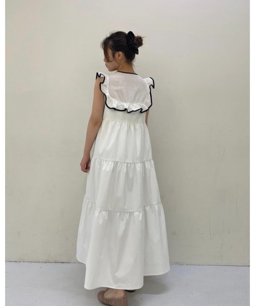 epine（エピヌ）の「front lace piping ribbon tiered onepiece