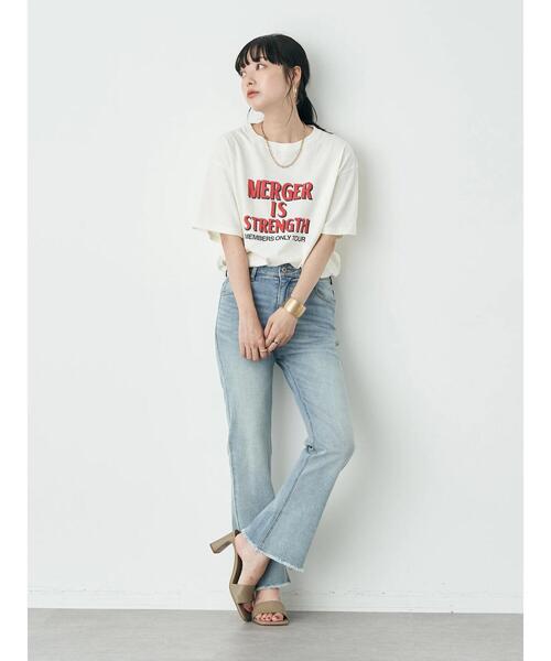 earth music&ecology(アースミュージックアンドエコロジー)の「メンバーツアーロゴTEE(Tシャツ/カットソー・レディース・チャコールグレー/オフホワイト・FREE)」の21枚目の写真
