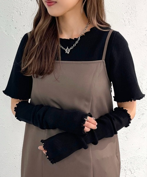 apres jour mignon（アプレジュールミニョン）の「リブニットアームウォーマーセット【ZOZOTOWN限定アイテム】（ニット/セーター・レディース・ダークグリーン/ブラック/パープル/ベージュ・フリー/X-LARGE）」の5枚目の写真