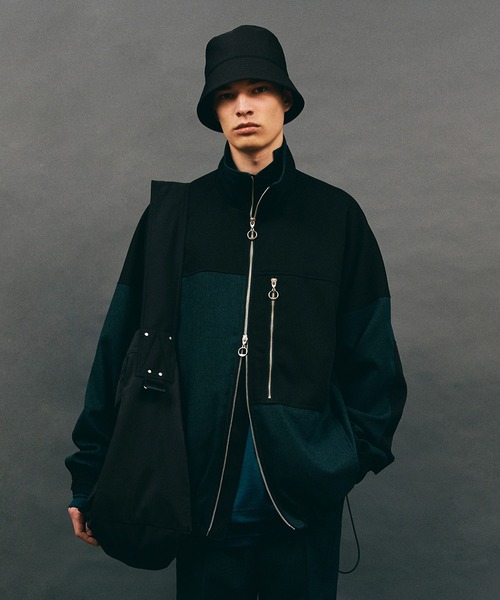 ANEI（アーネイ）の「ZIPUP TRACKTOP 2-TONE / AN0222_S1306（ブルゾン