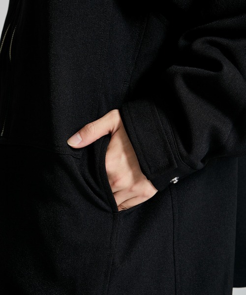 ANEI（アーネイ）の「ZIPUP TRACKTOP 2-TONE / AN0222_S1306（ブルゾン