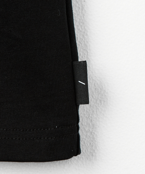 5351 POUR LES HOMMES（ゴーサンゴーイチプールオム）の「【5/】アウトラインスラッシュ T シャツ（Tシャツ/カットソー・メンズ・ブラック/ブラック系その他/ホワイト系その他/オフホワイト・XL/L/M）」の6枚目の写真