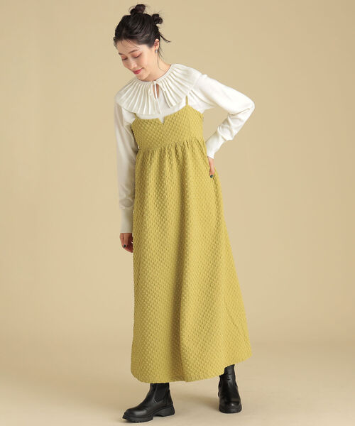 Ray BEAMS(レイビームス)の「Ray BEAMS / プリーツ カラー プルオーバー(ニット/セーター・レディース・オフホワイト/ブラック・ONE SIZE)」の7枚目の写真