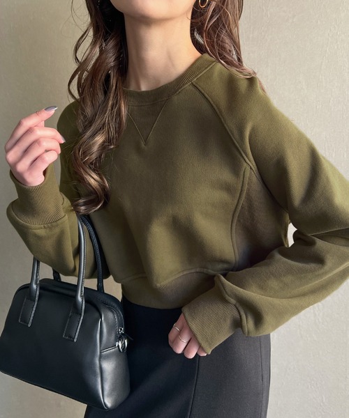 ショート丈Vガゼットラグランスウェット