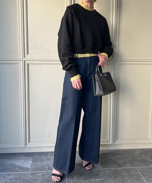 ショート丈Vガゼットラグランスウェット