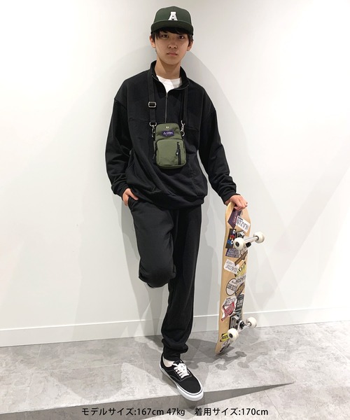 GLAZOS（グラソス）の「ハーフジップスウェット【セットアップ対応】（スウェット・キッズ・ライトベージュ/カーキ/ブラック/グレー・140cm/170cm/160cm/150cm）」の16枚目の写真