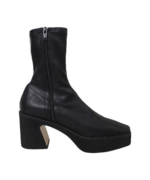 ACYM(アシーム)の「Betty socks fit ブーツ(ブーツ・レディース・ブラック・SMALL/MEDIUM/LARGE)」の7枚目の写真