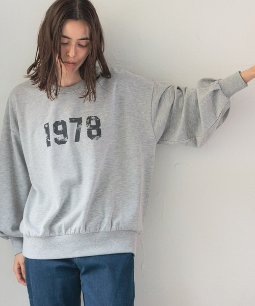 LEPSIM（レプシィム）の「アソートロゴスウェット　165194（スウェット・レディース・レッド/オフホワイト/ライトグレー/ダークネイビー・FREE）」の3枚目の写真