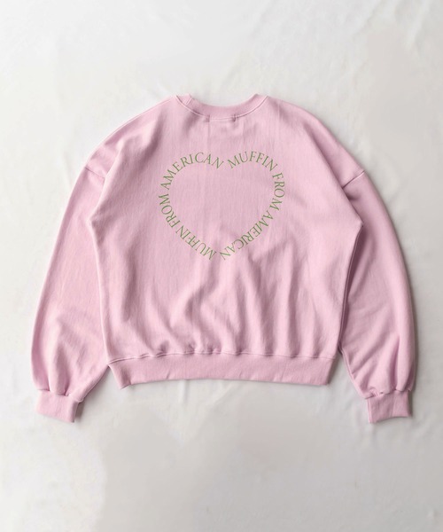 me+em select(ミームセレクト)の「ハートロゴオーバースウェットトレーナー / Heart logo over sweat 【 韓国製 】(スウェット・レディース・ブラック/ライトグレー/ピンク/アイボリー・FREE)」の7枚目の写真
