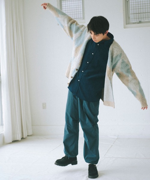 WHIMSIC（ウィムジック）の「【UNISEX】アーガイルシャギーニットカーディガン（カーディガン/ボレロ・メンズ・ブルー/イエロー/チャコールグレー・FREE）」の21枚目の写真