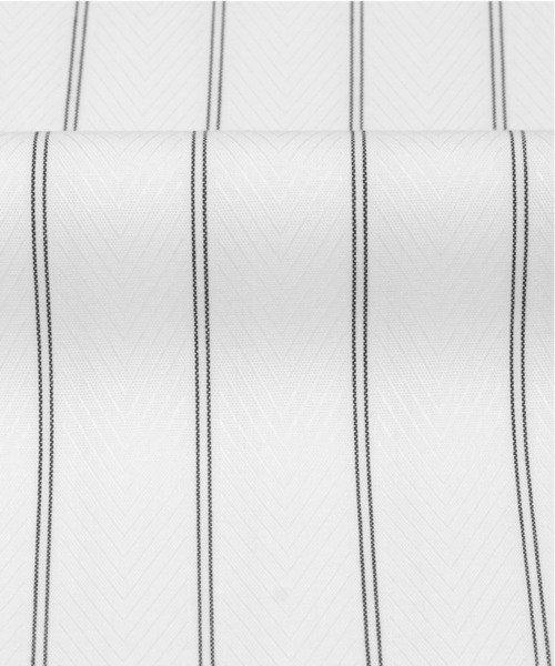 TOKYO SHIRTS（トウキョウシャツ）の「形態安定ノーアイロン ワイド 長袖ビジネスワイシャツ（ビジネスシャツ・メンズ・ライトグレー・首回り37cm-裄丈80cm/首回り37cm-裄丈84cm/首回り39cm-裄丈80cm/首回り39cm-裄丈84cm/首回り41cm-裄丈82cm/首回り41cm-裄丈86cm/首回り42cm-裄丈82cm/首回り42cm-裄丈86cm/首回り43cm-裄丈82cm/首回り43cm-裄丈86cm）」の4枚目の写真