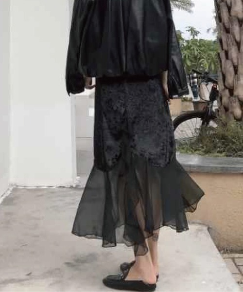 meJane(ミージェーン)の「光沢フロッキー×シフォンドッキングマーメイドスカート(スカート・レディース・ブラック/アイボリー・M/L)」の6枚目の写真