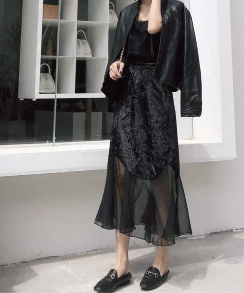 meJane(ミージェーン)の「光沢フロッキー×シフォンドッキングマーメイドスカート(スカート・レディース・ブラック/アイボリー・M/L)」の4枚目の写真