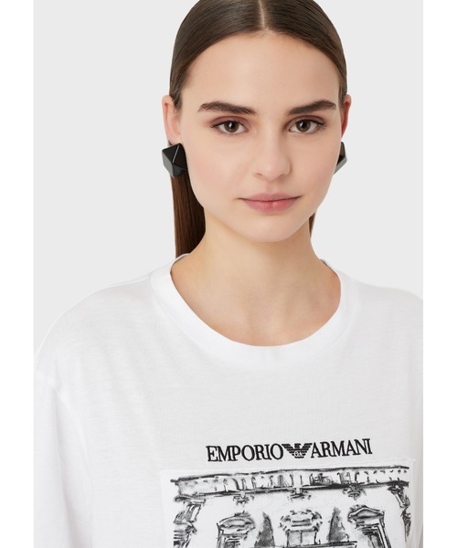 EMPORIO ARMANI（エンポリオアルマーニ）の「【エンポリオ アルマーニ】オーバーサイズTシャツ オーガニックジャージー via Borgonuovoプリントパッチ（Tシャツ/カットソー・レディース・ホワイト系その他・X-SMALL/MEDIUM/SMALL）」の6枚目の写真