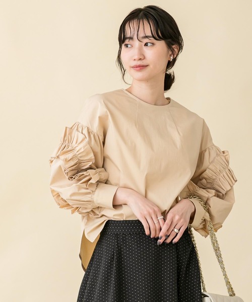 Gready Brilliant（グレディブリリアン）の「ＣＮフリルスリーブブラウス（シャツ/ブラウス・レディース・オフホワイト/ベージュ/グリーン・38）」の19枚目の写真