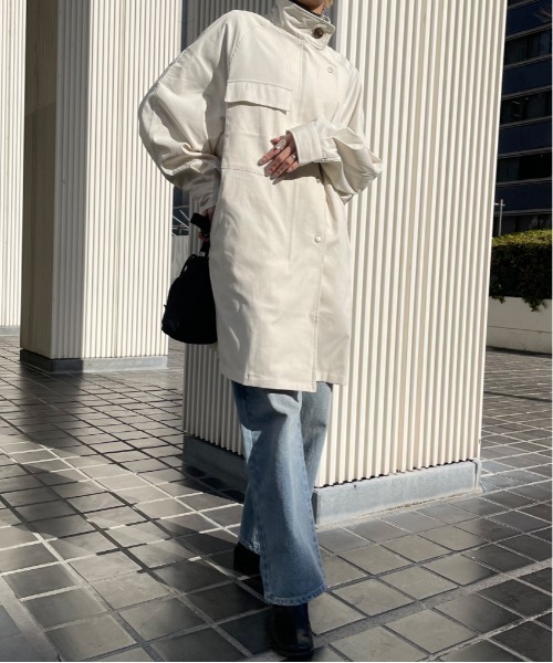 r.（アールドット）の「シャークスキン ミディ丈ミリタリーコート（ミリタリージャケット・レディース・ネイビー/ベージュ/カーキ/ブラック/オフホワイト・FREE）」の13枚目の写真