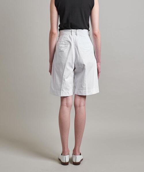 LOEFF コットンツイル　2タック　ショートパンツ ホワイト　サイズ1 LOEFF コットンツイル2タックショートパンツ ホワイトサイズ1