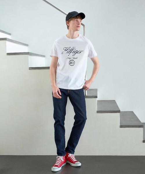 TOMMY HILFIGER(トミーヒルフィガー)の「【オンライン限定】グランジプリントTシャツ(Tシャツ/カットソー・メンズ・ネイビー/ブルー/レッド/ホワイト/ベージュ・SMALL/MEDIUM/LARGE/X-LARGE/XX-LARGE)」の18枚目の写真