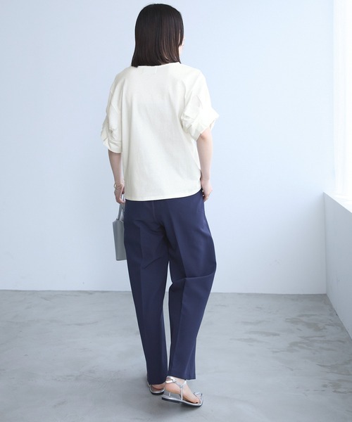 Chaco closet(チャコ クローゼット)の「フレンチタックスリーブTシャツ(Tシャツ/カットソー・レディース・グレイッシュベージュ/ブラック/オフホワイト/イエロー/パープル/グリーン・FREE)」の19枚目の写真