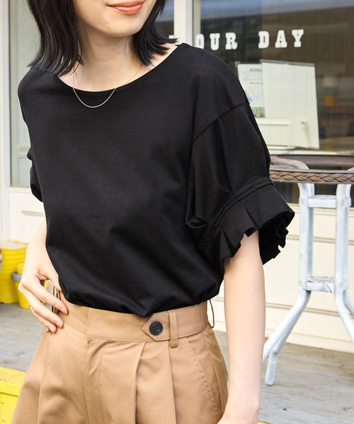 Chaco closet(チャコ クローゼット)の「フレンチタックスリーブTシャツ(Tシャツ/カットソー・レディース・グレイッシュベージュ/ブラック/オフホワイト/イエロー/パープル/グリーン・FREE)」の20枚目の写真