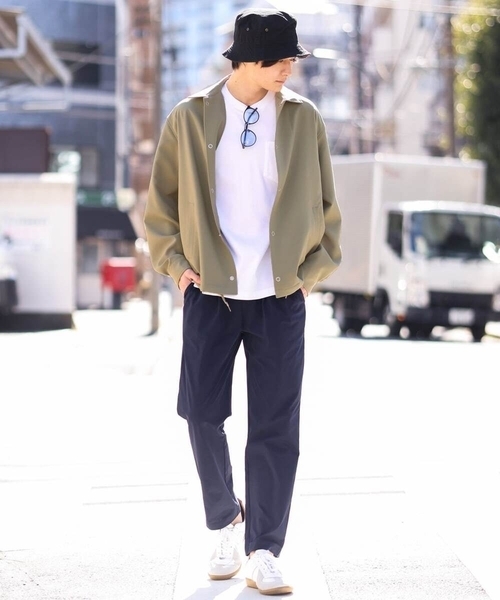 a.v.v（アーヴェヴェ）の「【洗濯機で洗える/防シワ】リライト コーチジャケット（ブルゾン・メンズ・カーキ/ブルー・46/50/48）」の18枚目の写真