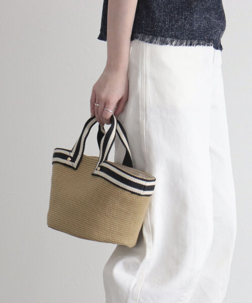 fredy emue（フレディエミュ）の「テープハンドルPPブレードバッグ（トートバッグ・レディース・ブラック/ベージュ・FREE）」の3枚目の写真