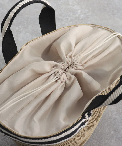 fredy emue（フレディエミュ）の「テープハンドルPPブレードバッグ（トートバッグ・レディース・ブラック/ベージュ・FREE）」の6枚目の写真