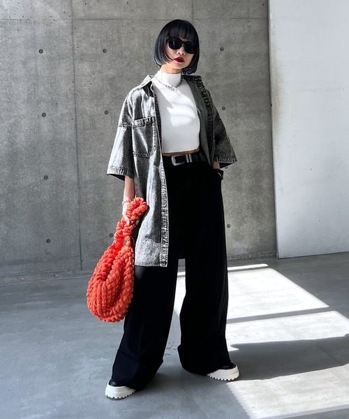PAGEBOY（ページボーイ）の「デニムルーズスリットシャツ（シャツ/ブラウス・レディース・ブラック系その他/インディゴブルー/ブルー系その他・FREE）」の10枚目の写真