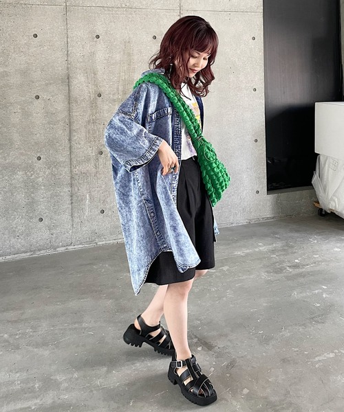 PAGEBOY（ページボーイ）の「デニムルーズスリットシャツ（シャツ/ブラウス・レディース・ブラック系その他/インディゴブルー/ブルー系その他・FREE）」の13枚目の写真