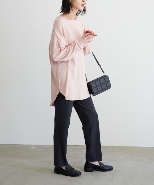 for/c(フォーシー)の「USAコットンラウンドヘムロンT【サスティナブル】(Tシャツ/カットソー・レディース・ブラック/ベージュ/ブルー/サックスブルー/ネイビー/グレー/ホワイト/ラベンダー/ピンク/アイボリー・LL/M/L)」の17枚目の写真