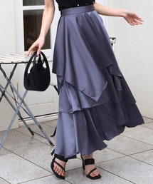 ティアードラッフルサテンスカート