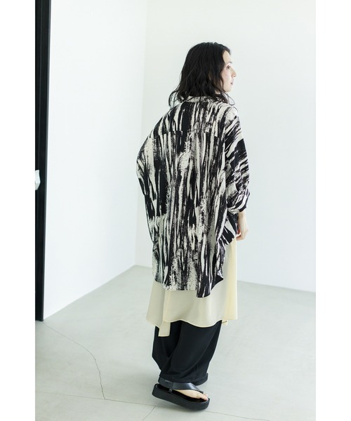 OSMOSIS（オズモーシス）の「ヘンリーネックビッグロングブラウス（シャツ/ブラウス・レディース・ブルー系その他/ホワイト系その他・ONE SIZE）」の6枚目の写真