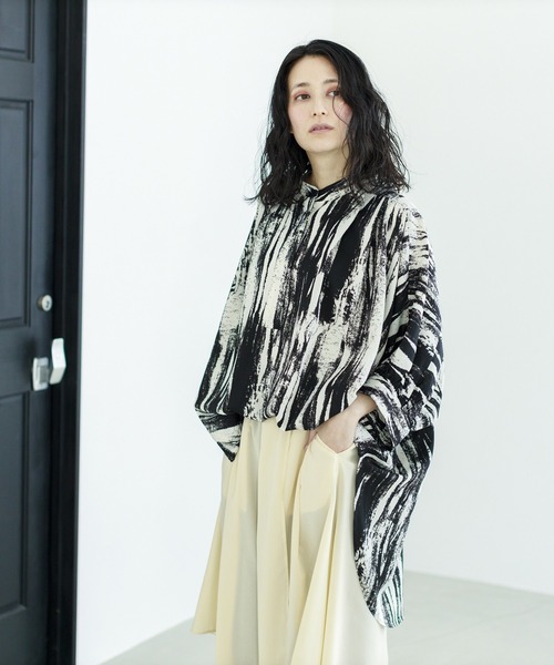 OSMOSIS（オズモーシス）の「ヘンリーネックビッグロングブラウス（シャツ/ブラウス・レディース・ブルー系その他/ホワイト系その他・ONE SIZE）」の7枚目の写真