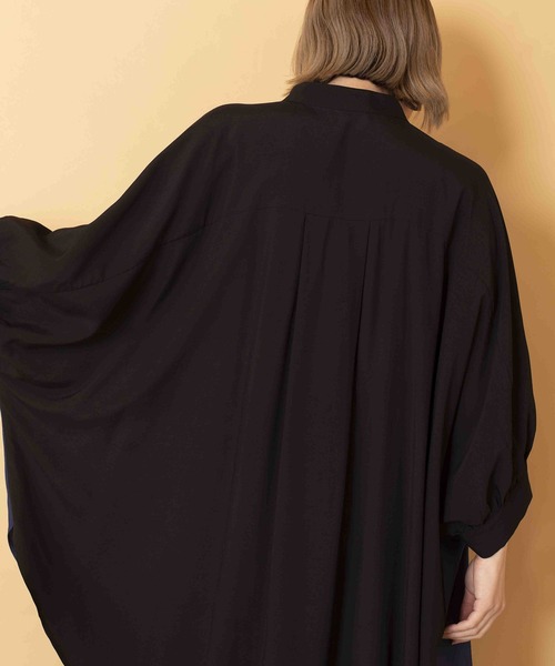 OSMOSIS（オズモーシス）の「ヘンリーネックビッグロングブラウス（シャツ/ブラウス・レディース・ブルー系その他/ホワイト系その他・ONE SIZE）」の15枚目の写真