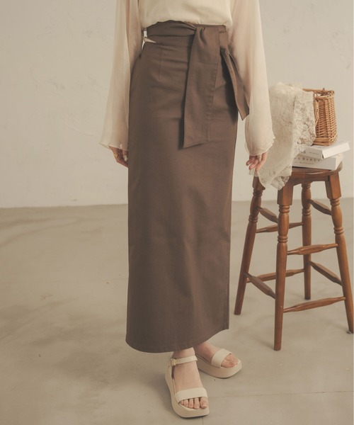 Ambre Neige（アンブルネージュ）の「2WAYリボンナロースカート／【WEB/EC限定商品】（スカート・レディース・アイボリー/ダークブラウン・FREE）」の8枚目の写真