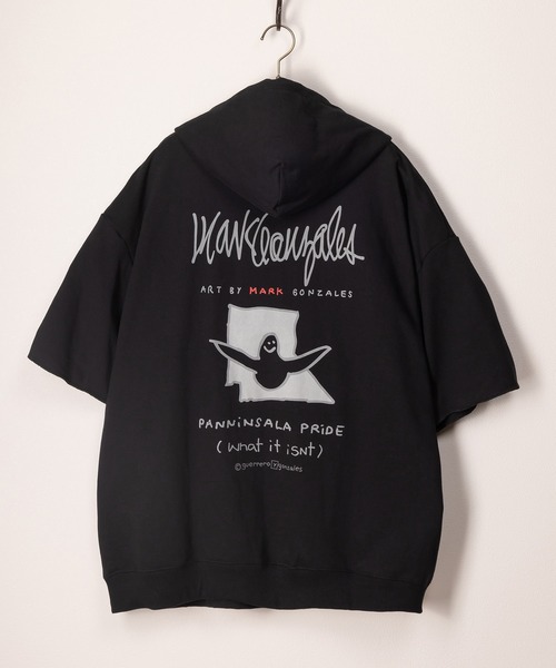 (What it isNt)ART BY MARKGONZALES(ワットイットイズント)の「【(What it isNt) ART BY MARK GONZALES/ワットイズイズント マークゴンザレス】ロゴワンポイントハーフジップフーディー/パーカー/バックプリント/ビッグシルエット(パーカー・メンズ・ブラック/ホワイト/アッシュグレー・XL/L/M)」の5枚目の写真