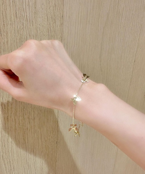 flower（フラワー）の「パピヨンブレスレット（ブレスレット・レディース・ゴールド・FREE）」の2枚目の写真