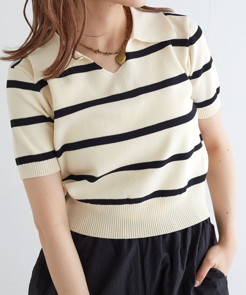 w closet（ダブルクローゼット）の「スキッパーボーダーポロニット（ポロシャツ・レディース・オフホワイト/ブラック・FREE）」の2枚目の写真