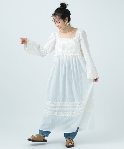 BAYFLOW(ベイフロー)の「ヴィンテージスタイルワンピース(ワンピース・レディース・ブルー/オフホワイト/ブラック・SMALL/MEDIUM)」の2枚目の写真