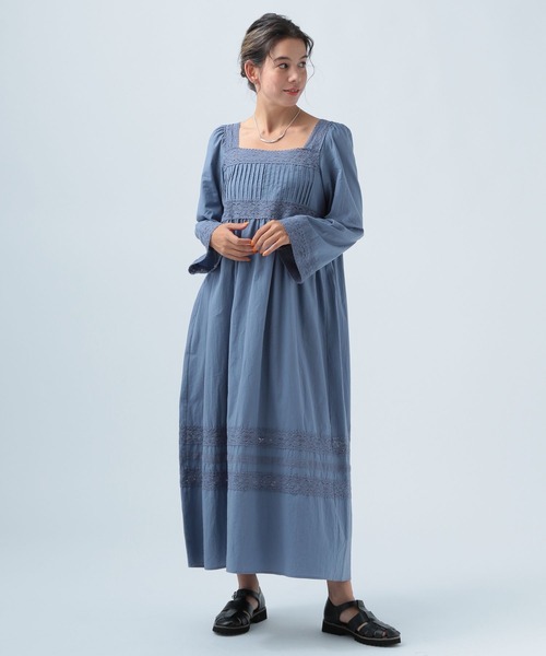 BAYFLOW(ベイフロー)の「ヴィンテージスタイルワンピース(ワンピース・レディース・ブルー/オフホワイト/ブラック・SMALL/MEDIUM)」の1枚目の写真