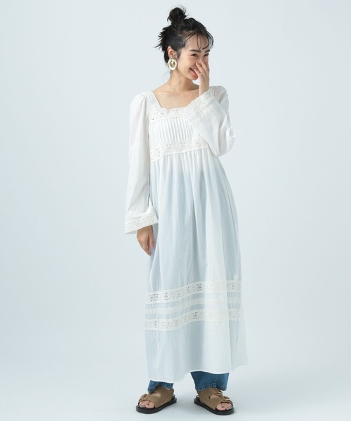 BAYFLOW(ベイフロー)の「ヴィンテージスタイルワンピース(ワンピース・レディース・ブルー/オフホワイト/ブラック・SMALL/MEDIUM)」の4枚目の写真