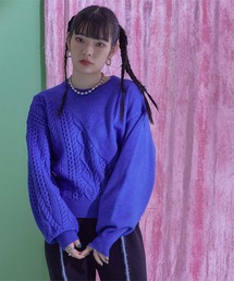 アシンメトリー切替ケーブルニット