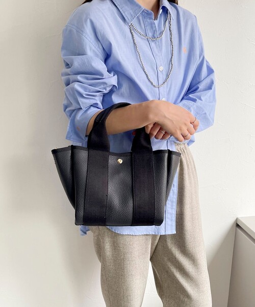 fredy emue(フレディエミュ)の「ショルダー付きテープトートバッグ(トートバッグ・レディース・ブラック/グレー・FREE)」の5枚目の写真