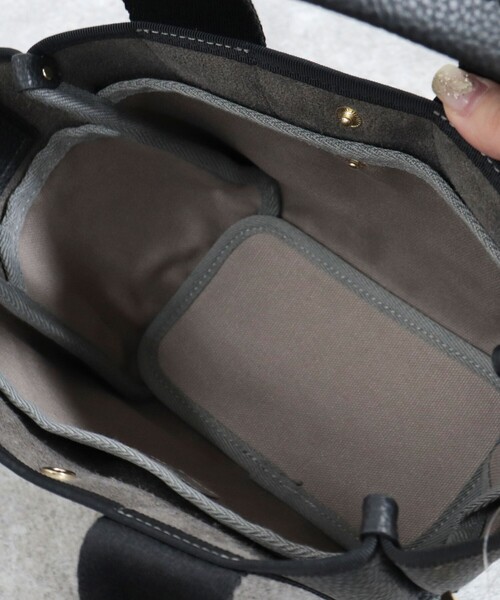 fredy emue(フレディエミュ)の「ショルダー付きテープトートバッグ(トートバッグ・レディース・ブラック/グレー・FREE)」の11枚目の写真